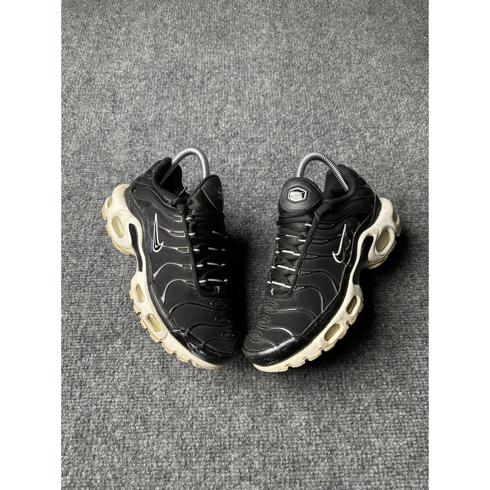 Mens Running Nike Air Max Plus Tuned 1 Black Silver Shoes DM2362-001, Size US 6